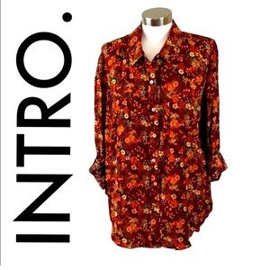 INTRO. NWT RED ORANGE YELLOW FLORAL TOP SIZE XL